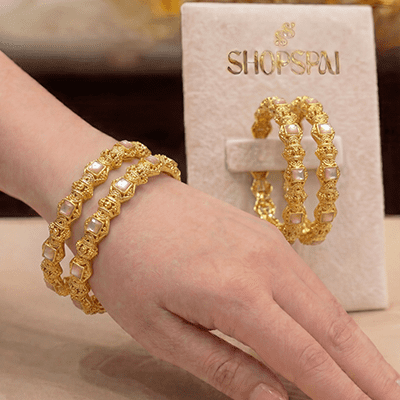 Luxurious Plain Gold-Plated Bangles